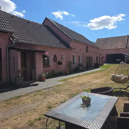 Na Statku Nh Stables Nyrany